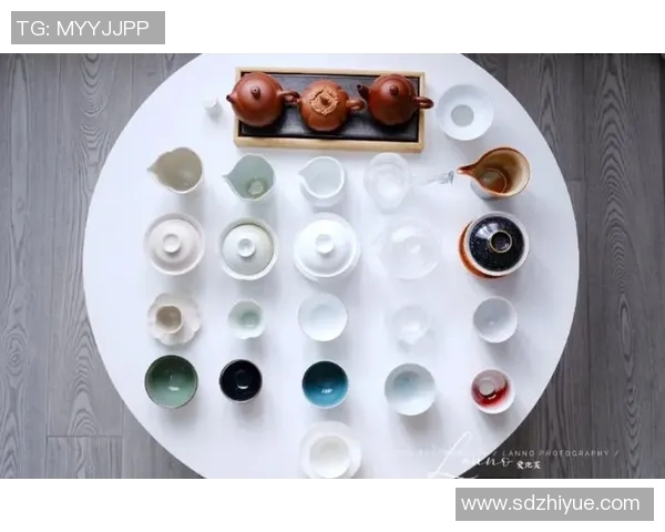 茶具之美：探索古今茶器文化的精髓与艺术传承